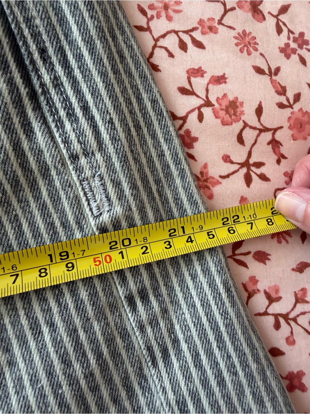 NWOT Urban Outfitters Jaya Ticking Stripe Low Rise Wide Leg Boyfriend Jeans 29 - Picture 12 of 15